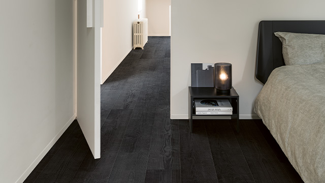 dark laminate flooring from Quick-Step